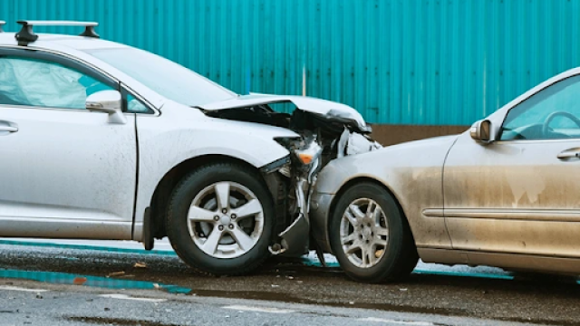 Common-Causes-of-Head-On-Collisions-and-How-to-Prevent-Them