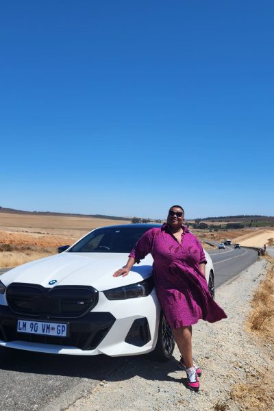 BMW 5 Series shows up and steals hearts