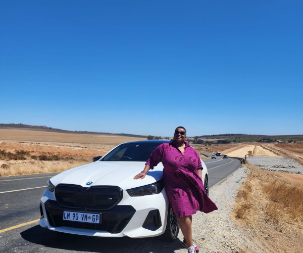 BMW 5 Series shows up and steals hearts